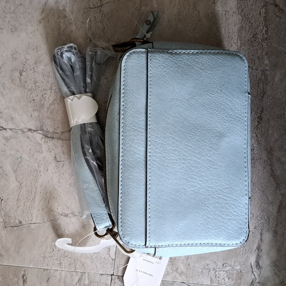 Time and Tru Women's Olivia Essential Crossbody Purse NWT - Picture 7 of 7